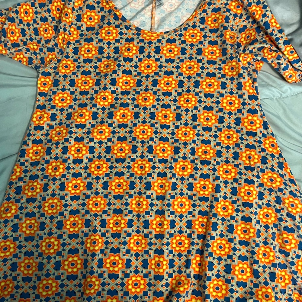Large Lu la roe womens p plum top